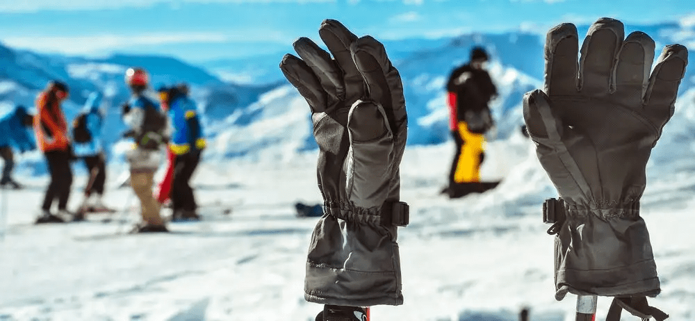 Vulcano Expediciones Guía: Todo sobre los guantes de montaña (y como elegirlos)